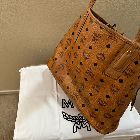 MCM Handbag Authentic - Picture 6 of 11